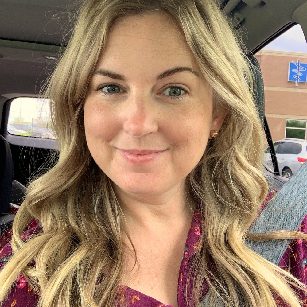 Meet your Posher, Lauren